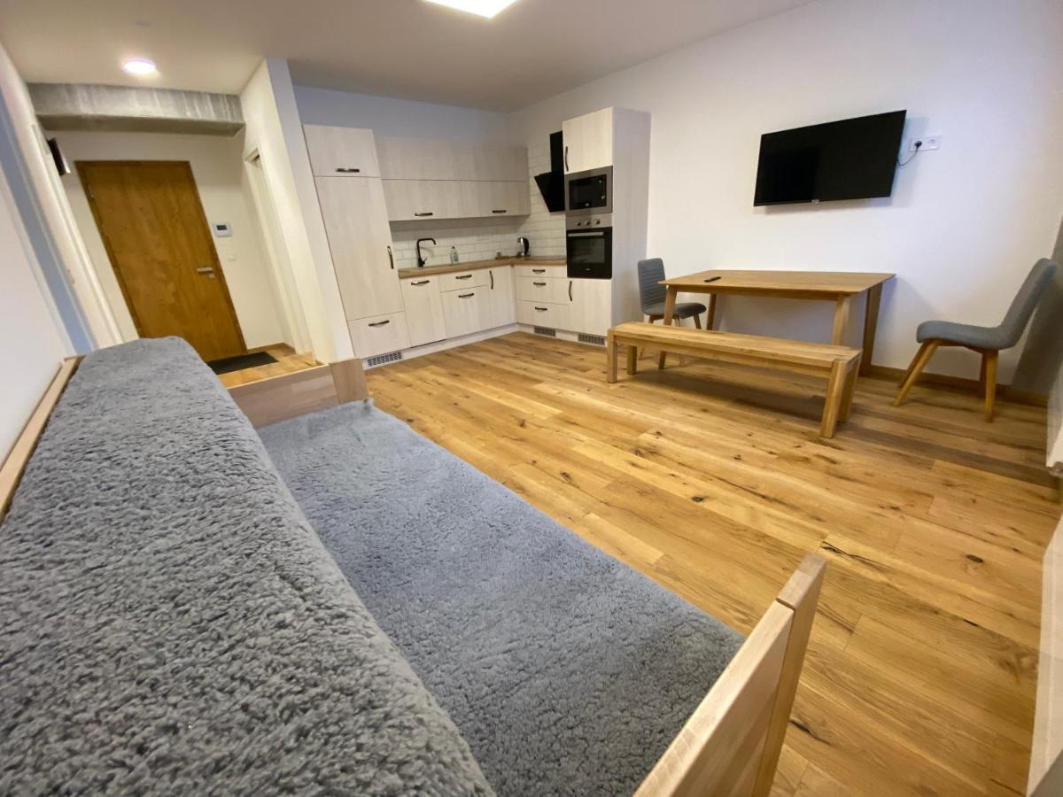 Wellness Apartman Pila Квилда Екстериор снимка