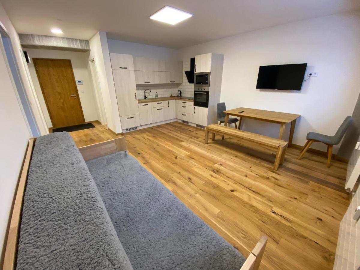 Wellness Apartman Pila Квилда Екстериор снимка
